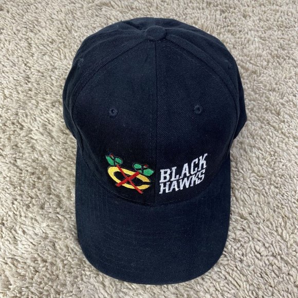 Chicago Black Hawks NHL Hat The Classics Yupoong Black Cotton Strapback Cap NWOT - Picture 9 of 9